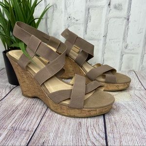 CL by Laundry tan wedge elastic band heels 10